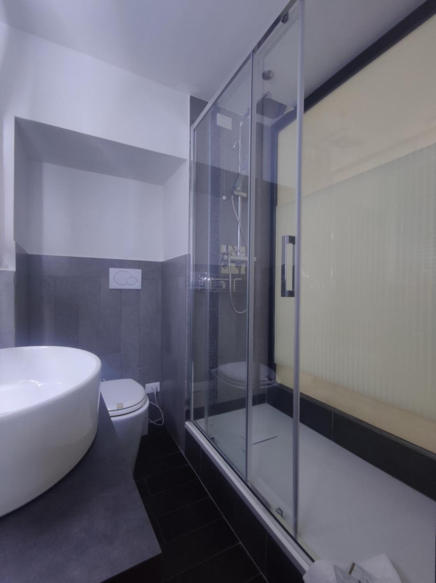 Rhome Hosting โรม ภายนอก รูปภาพ
